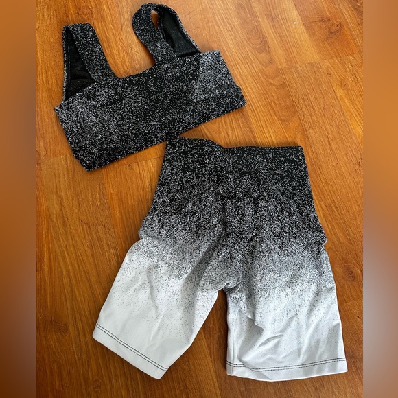 workout set - Picture 2 of 2